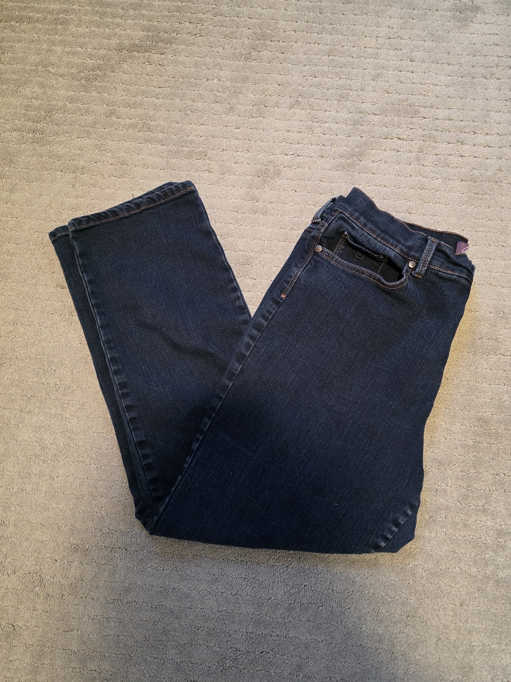 Gloria Vanderbilt Straight Leg Jeans in Dark Indigo Blue